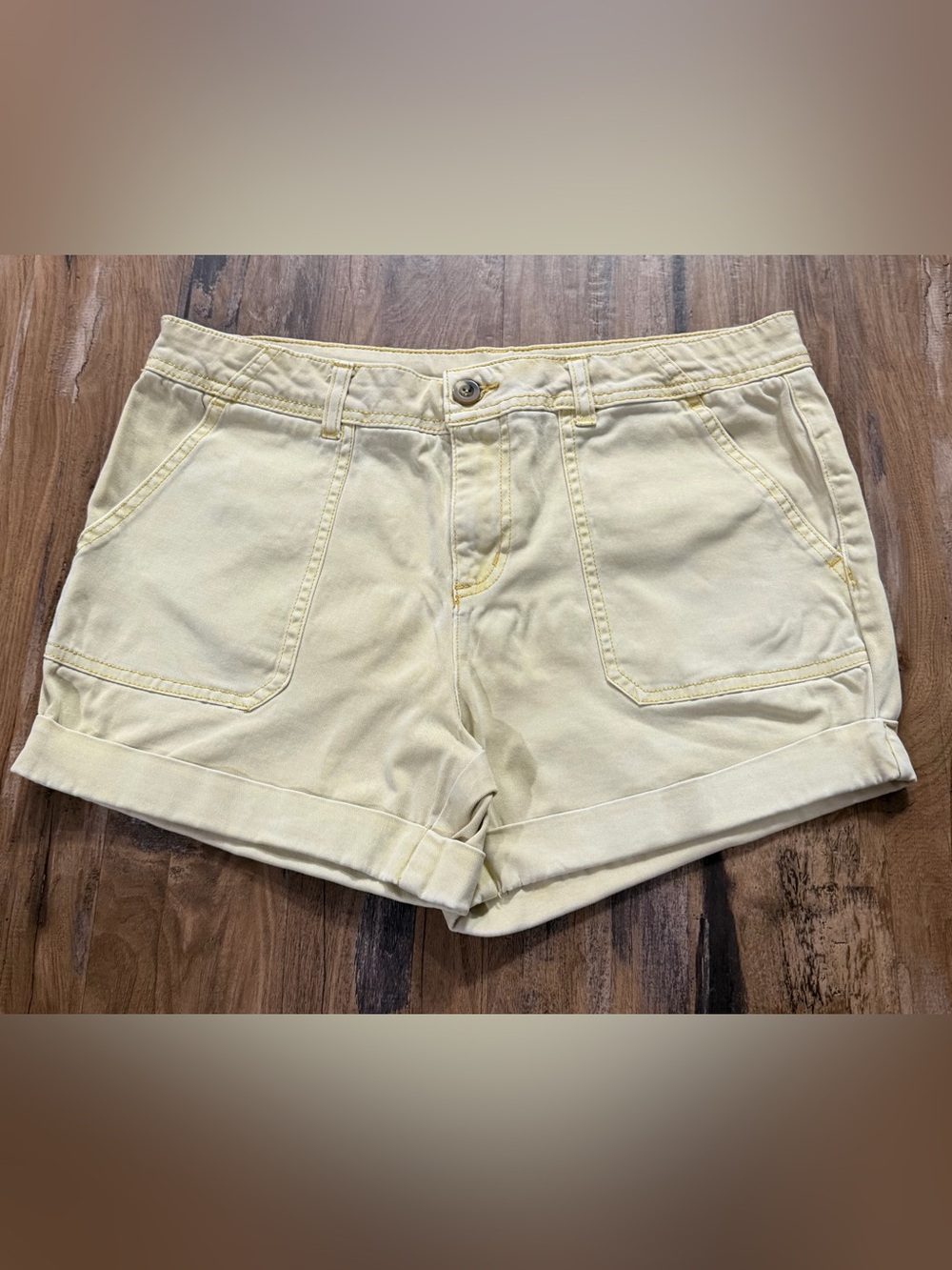 C&C California Pale Yellow Women's Denim Jean Shorts Cargo Chino Casual Coastal